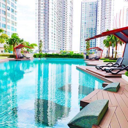Netflix# Conezion Ioi Resort City By Salaam Suites ปุตราจายา ภายนอก รูปภาพ