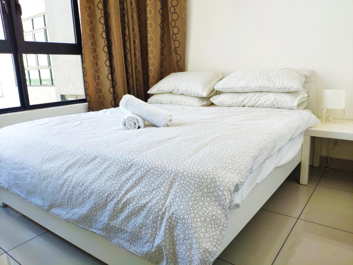Netflix# Conezion Ioi Resort City By Salaam Suites ปุตราจายา ภายนอก รูปภาพ