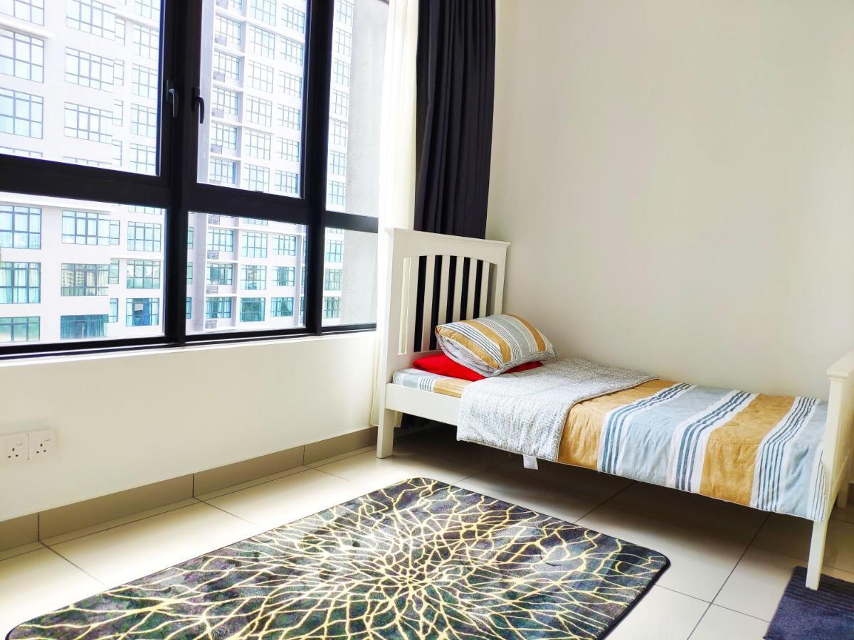 Netflix# Conezion Ioi Resort City By Salaam Suites ปุตราจายา ภายนอก รูปภาพ