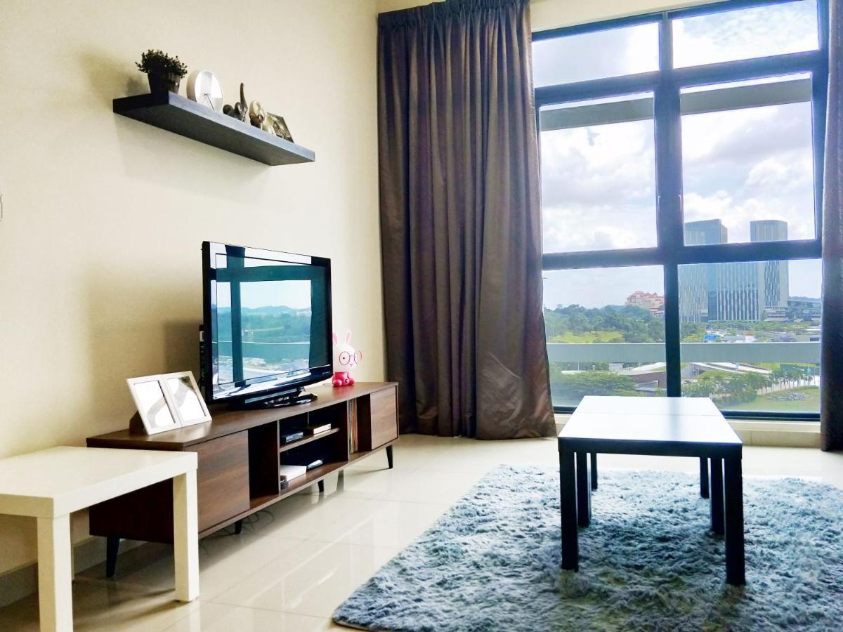Netflix# Conezion Ioi Resort City By Salaam Suites ปุตราจายา ภายนอก รูปภาพ