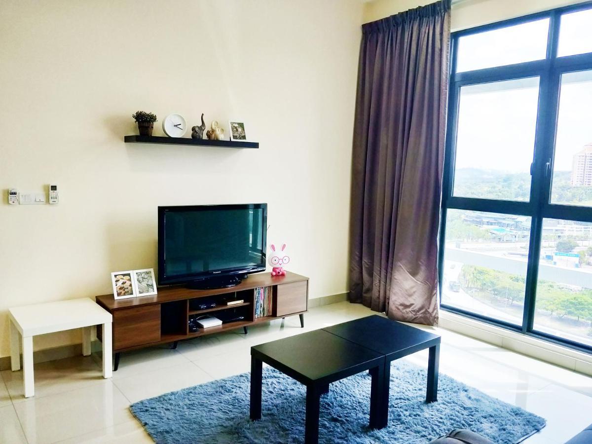 Netflix# Conezion Ioi Resort City By Salaam Suites ปุตราจายา ภายนอก รูปภาพ